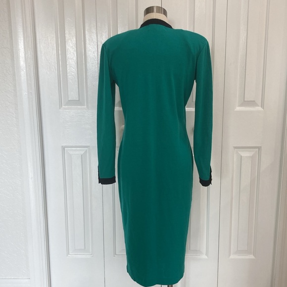 Authentic Original Vintage Style Green Midi Dress with Black Accents - Picture 7 of 16